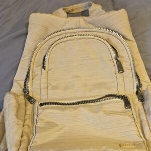 LUG Infinity Hatchback